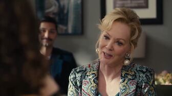 Hacks S05E02 2160p WEB h265-ETHEL